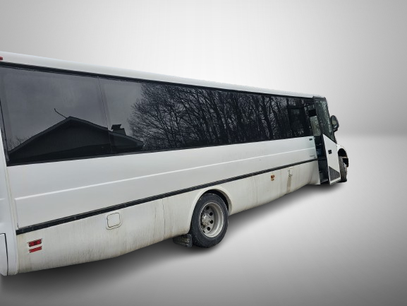 bus4-removebg-preview